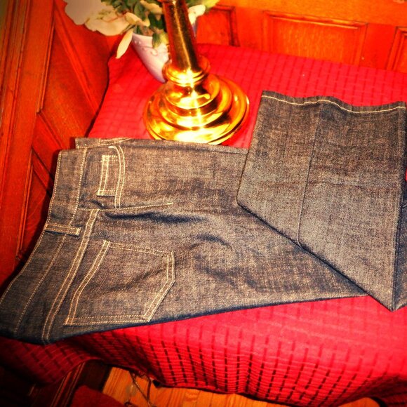 ~~~ KENNETH COLE New York ~~~ JEANS ~ 10 ~ Brand New - Picture 1 of 1